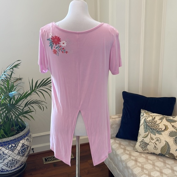 Disney Parks pink short sleeve shirt - Picture 5 of 6